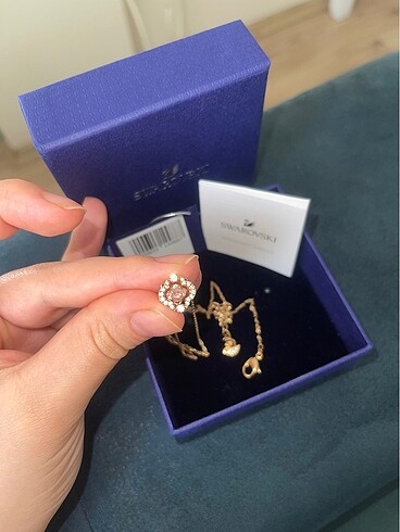 Beden beyaz Renk Swarovski kolye