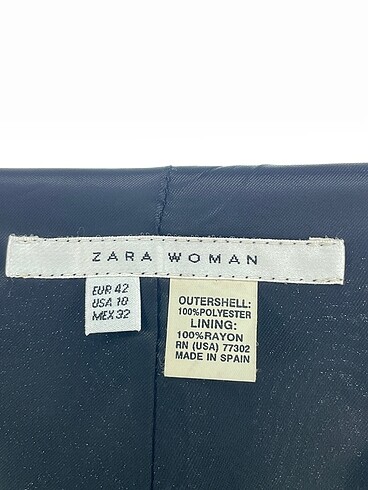 42 Beden siyah Renk Zara Kalem Etek %70 İndirimli.