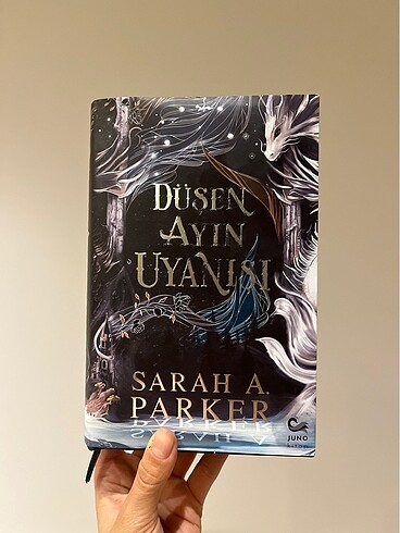 Düşen Ayın Uyanışı Sarah A. Parker