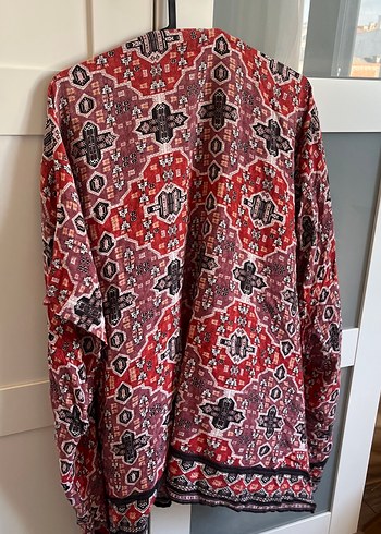 40 Beden Bohem Desenli Kırmızı Midi Kimono