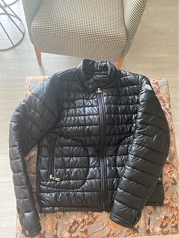 Moncler Çocuk Montu