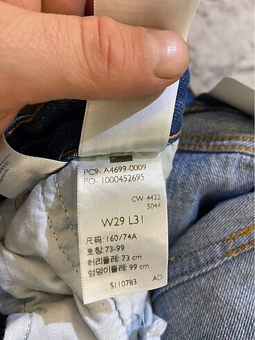 29 Beden mavi Renk Levis Bayan jeans 29 Beden