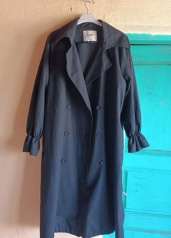 Siyah trençkot 