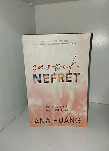 Çarpık Nefret