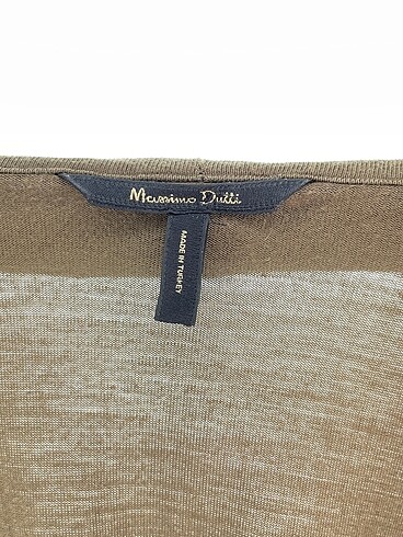 s Beden yeşil Renk PreLoved T-shirt %70 İndirimli.