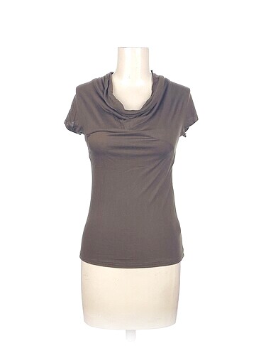 PreLoved T-shirt %70 İndirimli.