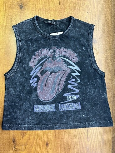 Bershka Rolling Stones Crop