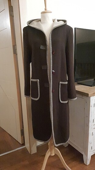 Uzun kapuşonlu hırka 