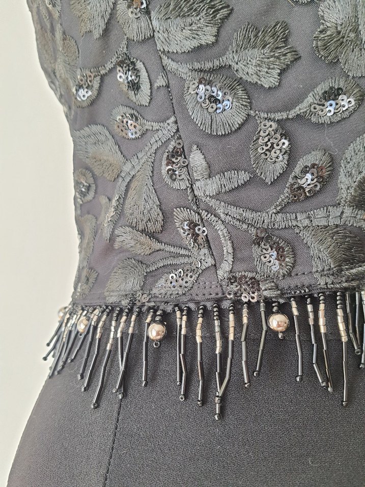 Nakışlı Siyah Büstüer ve Etek Takım - Görsel 3