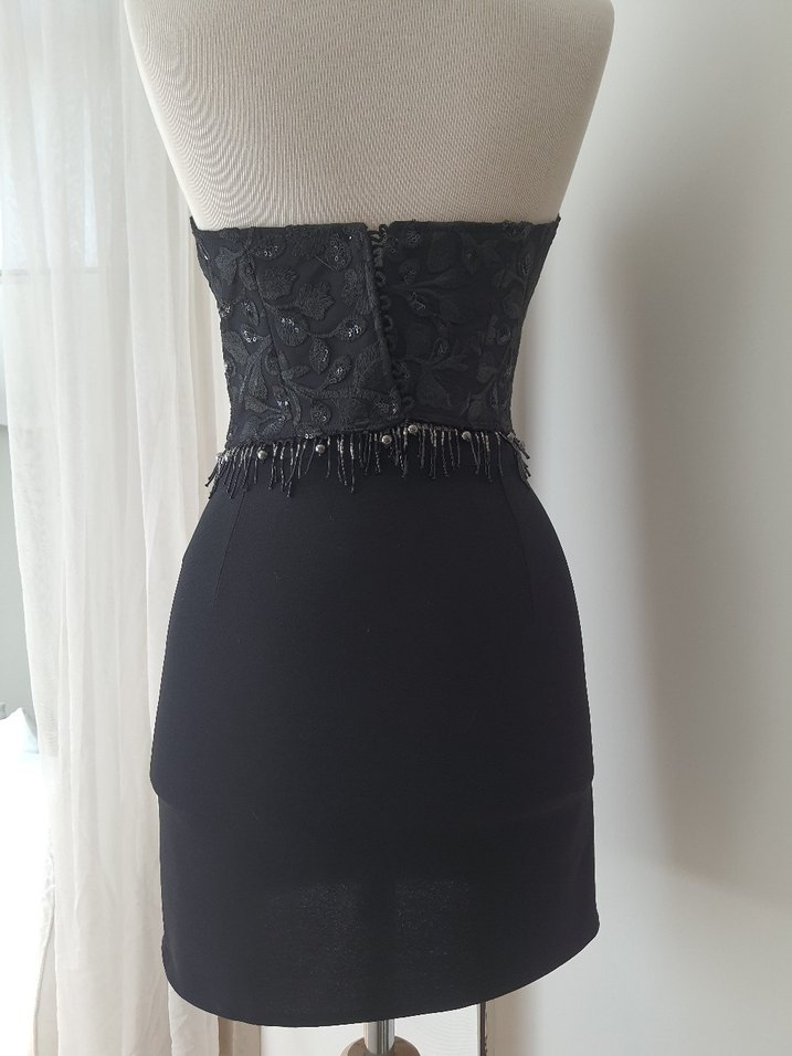 Nakışlı Siyah Büstüer ve Etek Takım - Görsel 5