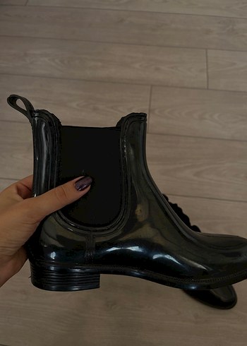 Zara Zara Siyah Parlak Blok Topuklu Kadın Bot
