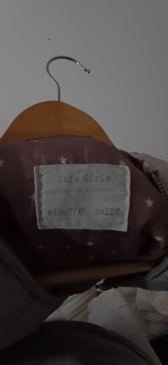 Gri Kapüşonlu Kız Yeleği - Görsel 4