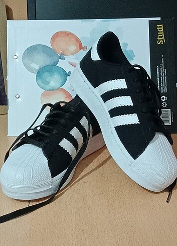 Adidas superstar 