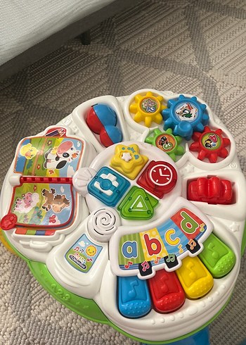  Beden Clementoni Aktivite Masası