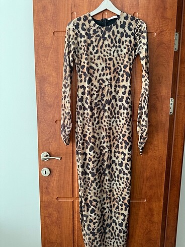 Leopar elbise
