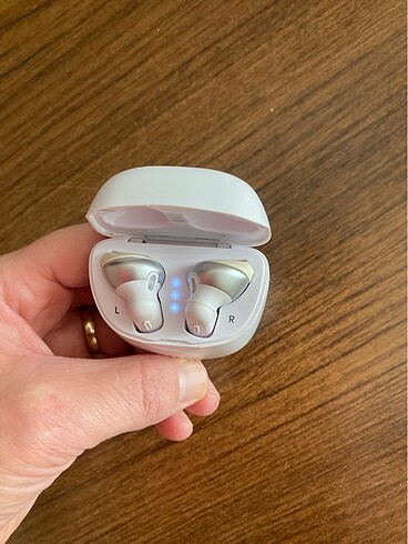 Jbl 225 tws kulaklık