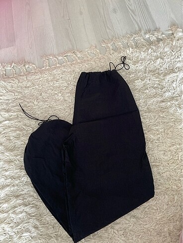 Diğer Siyah Paraşüt Pantolon
