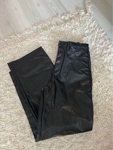 H&M deri pantolon
