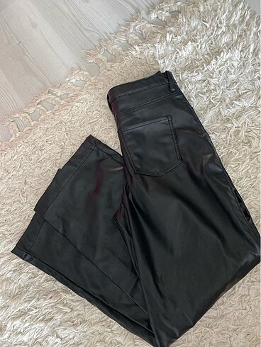 36 Beden siyah Renk H&M deri pantolon