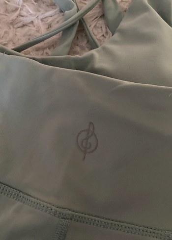 Yeşil Kadın Spor Tayt ve Spor Sütyeni Takımı - Görsel 2