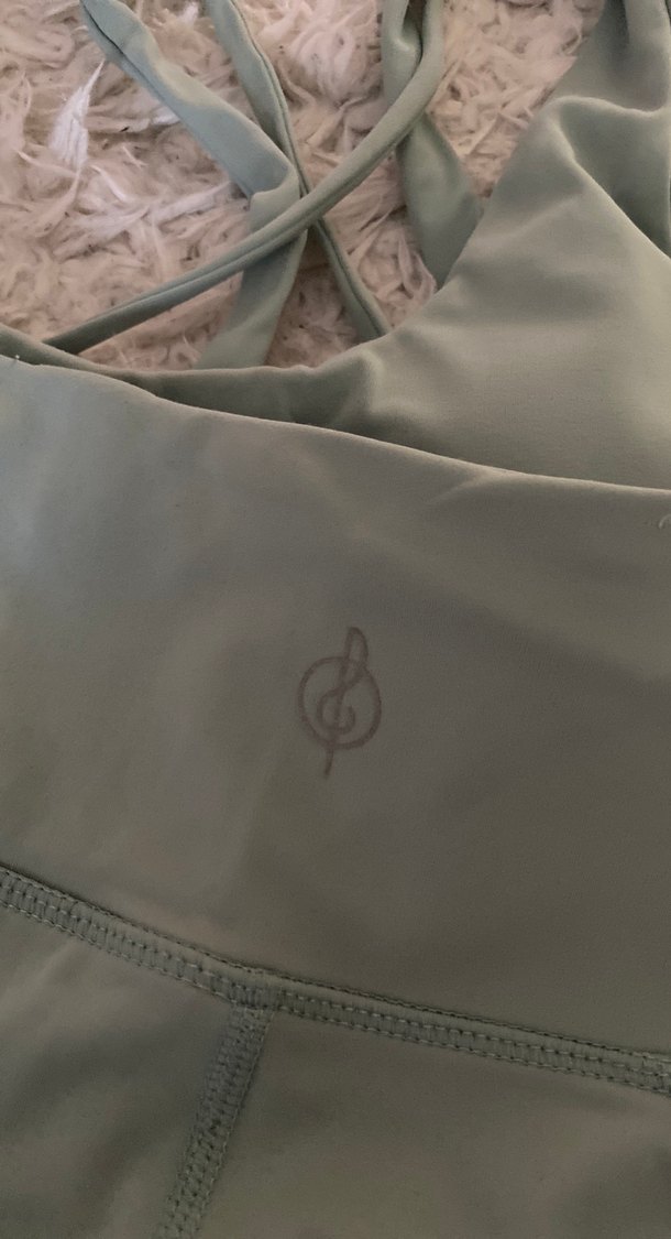 Yeşil Kadın Spor Tayt ve Spor Sütyeni Takımı - Görsel 2