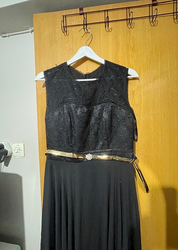 40 Beden Siyah Kadın Uzun Kemerli Gotik Abiye Elbise