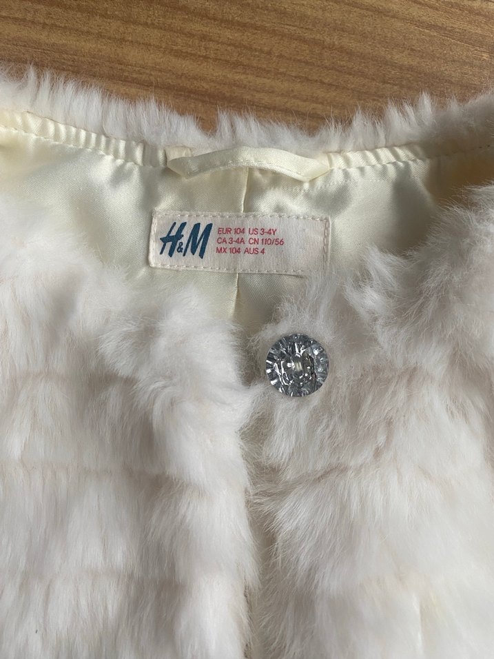 Kız Çocuk Beyaz Kürklü Bolero - Görsel 3