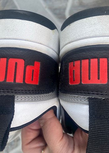 Gri Puma Spor Ayakkabı Velcro Detaylı
38,5 - Görsel 3