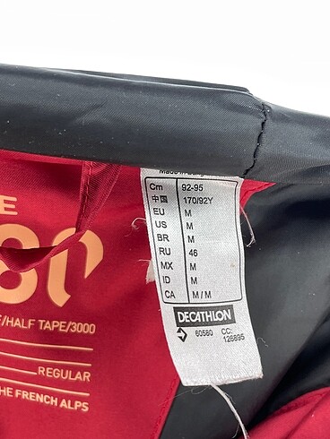 m Beden kırmızı Renk Decathlon Mont %70 İndirimli.