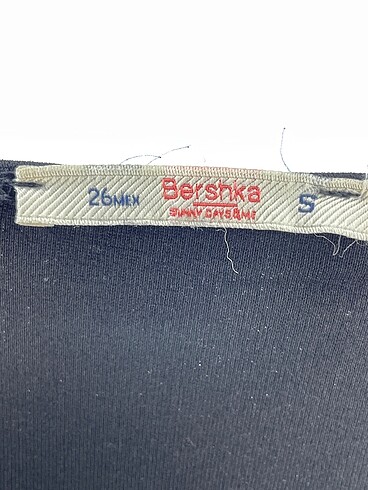 s Beden çeşitli Renk Bershka Kısa Elbise %70 İndirimli.