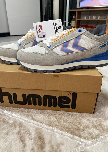 Hummel 37