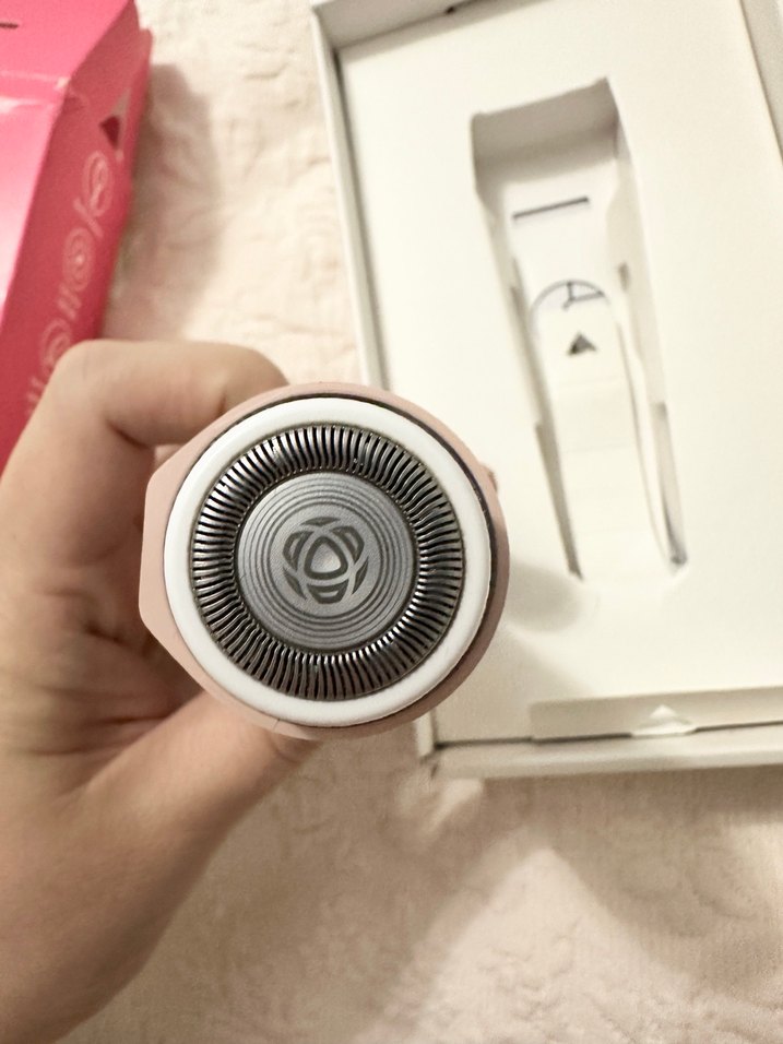 Philips Pembe Yüz Tüy Alma Cihazı - Görsel 5