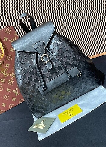 Louis Vuitton Sırt Çantası 
