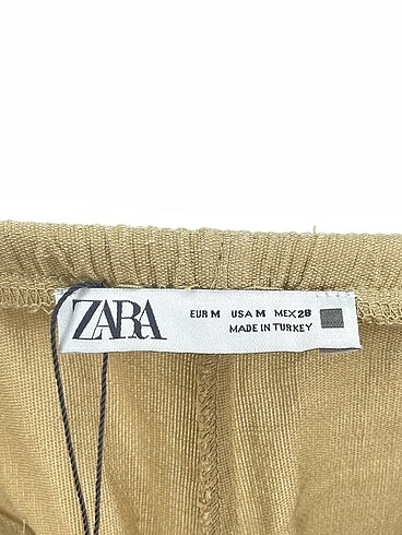 m Beden yeşil Renk Zara Düz Kesim %70 İndirimli.