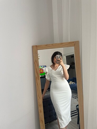 Yeni beyaz elbise 
