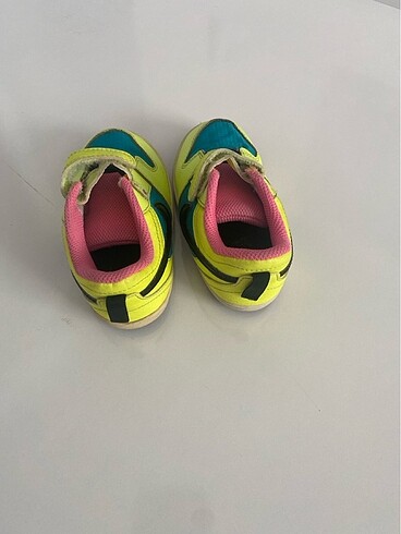 25 Beden çeşitli Renk 25 numara unisex Nike çocuk ayakkabısı