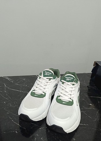 Reebok Beyaz ve Yeşil erkek Spor Ayakkabı