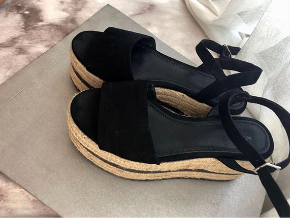 Altı hasır pull and bear sandalet