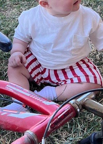 Zara Kırmızı Beyaz Çizgili Erkek Çocuk Şort - Görsel 3