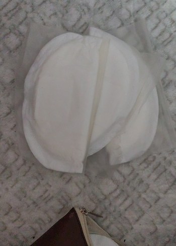 Emzirme Göğüs Pedi - Görsel 2