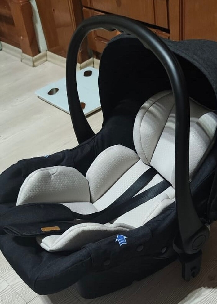 Pierre Cardin Karma Model Uyumlu 5 nokta emniyet kemerli ana kuc - Görsel 2