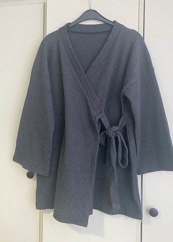 Gri dokulu Kimono