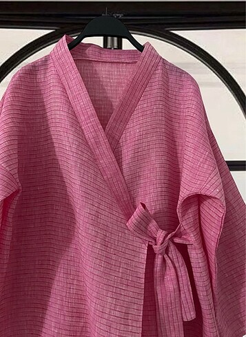 Zara Pembe keten çizgili kimono