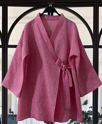 Pembe keten çizgili kimono