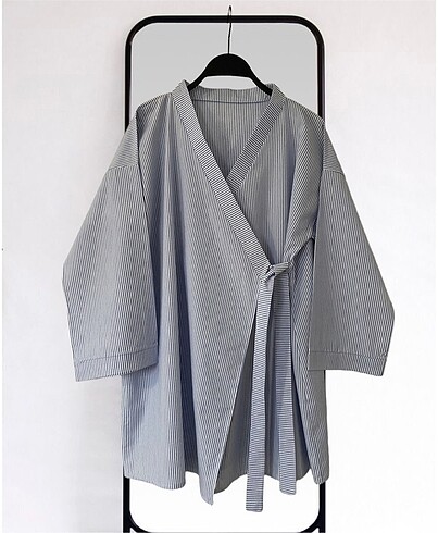 Çizgili kimono