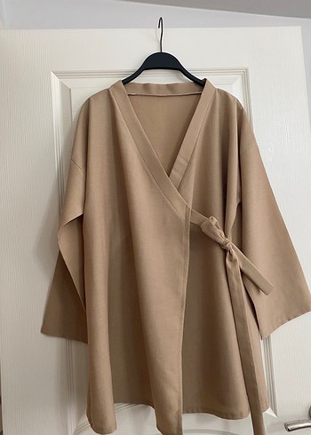 s Beden Koyu Bej Kimono