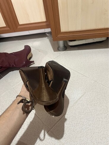 İnce topuklu ayakkabı - Görsel 5