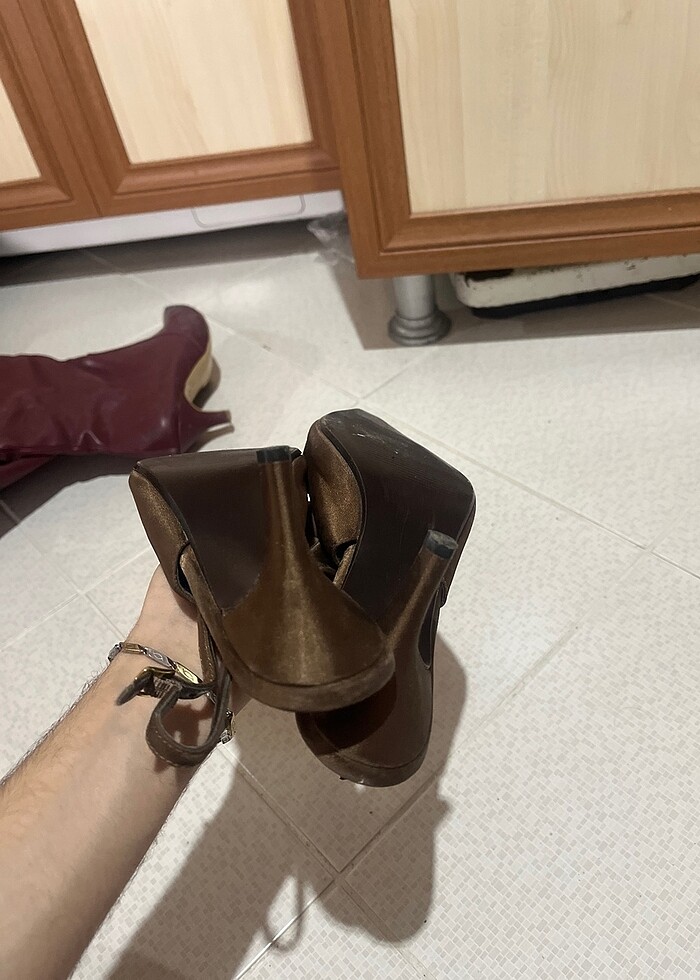 İnce topuklu ayakkabı - Görsel 5