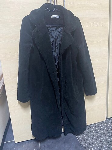 Siyah peluş kaban