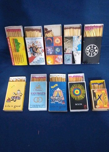 Diğer Büyük Boy Renkli Kibrit Kutuları Seti